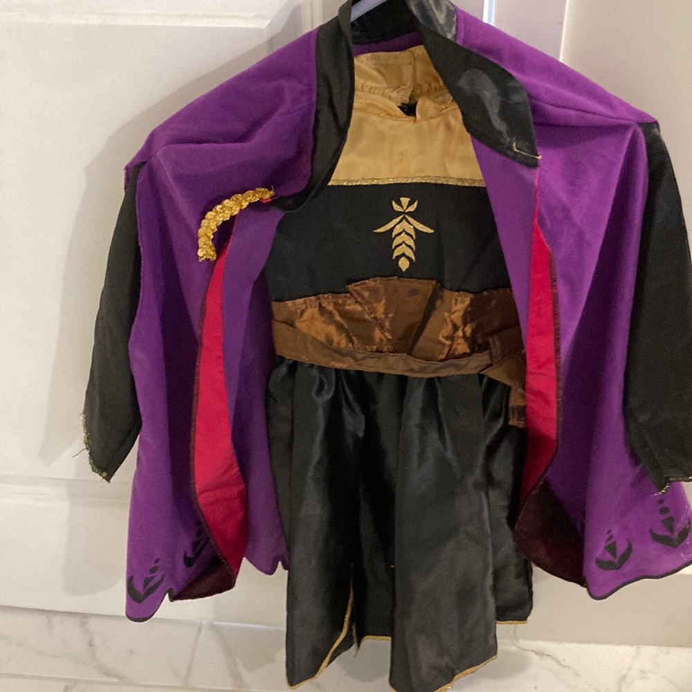 Anna dress from Frozen 2